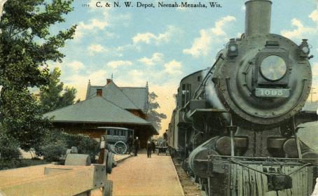 Doty Island-Trains and Depots